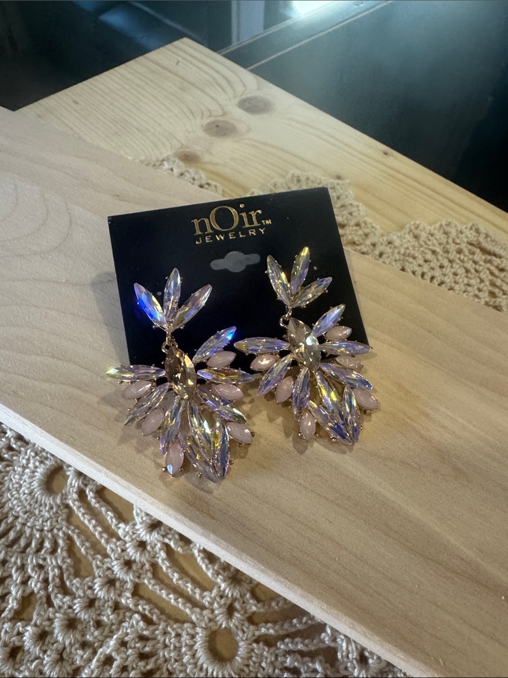 nOir Jewelry Iridescent Lilac and Gold Crystal Cluster Earrings